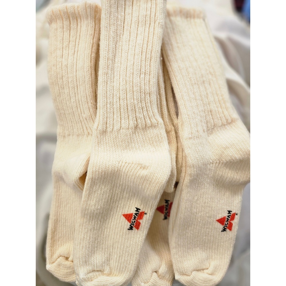 Vintage Wigwam Crew Socks  White Ribbed Knit Heavy Duty Hiking 4 Pairs